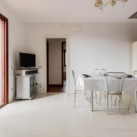 Comfortable Terrace - 아파트 *